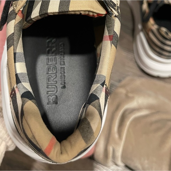 Men’s Burberry Sneakers - Picture 3 of 11